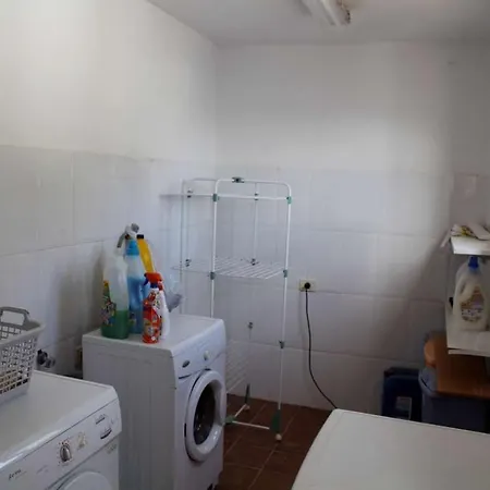 Appartement Sleeps 2 Wifi T691488 Tahiche
